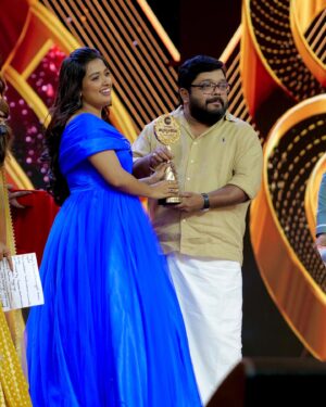 Mersheena Neenu Instagram - Most popular actress @zeekeralam ❤️
