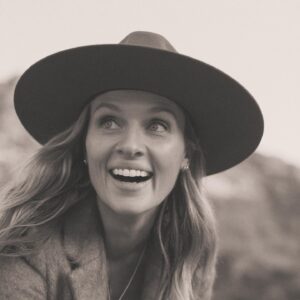 Michaela McManus Instagram - 2025 — things are lookin up ✨
