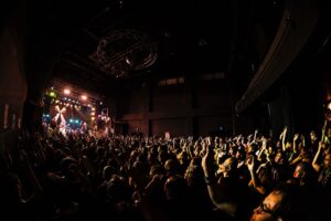 Miku Kobato Instagram - 🕊🌏
2024.10.5
"BAND-MAID番外編お給仕" 福岡
2024 Oct 5 
"BAND-MAID SPIN-OFF OKYUJI" FUKUOKA

MISA&AKANEのリズム隊プロデュース編
ごりっごりの曲達が勢揃いでしたっぽね！！
さすがリズム隊ならではの曲選にやられましたっぽ。
でも楽しかったっぽね！
福岡でSold Outできた事が嬉しかったっぽ🕊♡

Produced by MISA&AKANE's rhythm section.
A lineup of GORI GORI songs!!
I was blown away by the song selection that only the rhythm section could offer po.
But it was fun po!!!!!!
I was happy that it was sold out in Fukuoka🕊♡

#bandmaid #お給仕 #番外編 #福岡
#思い出 #memory