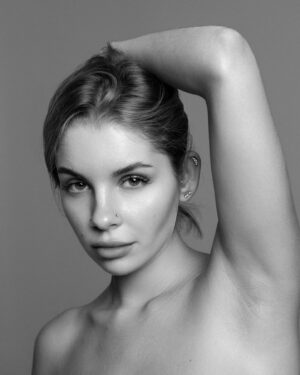 Mila Amour Instagram - by @monsieurjinggle //