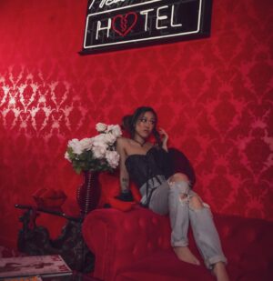 Minnie Scarlet Instagram - dearly beloved, are you listening?
🥀