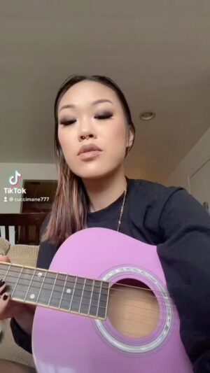 Minnie Scarlet Instagram - i made a lot of mistakes 🌻