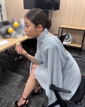 Mio Imada Instagram - トリリオンゲーム本日からです♟️
皆さまぜひ。
今日のヒトコマです🤤