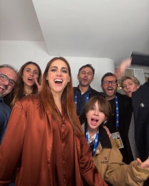 Miriam Leone Instagram - Quanto è bello il sole che splende e splende e basta!
Che bella energia, che bei messaggi che mi avete mandato, anche amici che non sentivo da tantissimo tempo… in questi quasi 17 anni di carriera ho costruito tante cose stupende, ma la più stupenderrima  è il mio team, che ringrazio di cuore ❤️ 
Grazie per la vostra ricerca, eleganza,educazione, emozione, vicinanza, professionalità, gusto … ✨❤️✨
#accussì
#bestteam
#love
📸 @davidediodovich_personal