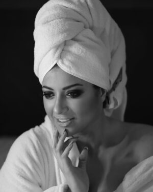 Mona Farouk Instagram - 💖 I Love U 💋
لم يتوقع أحد نجاحي ...إلا أنا . 
عليك أن تؤمن بنفسك
#mona_farouk 🧿 #الملهمه 🤍

Special thanks 🙏🏻 @cairomarriott
Makeup Artist  @rehamsaalah 
hairdresser,  @lebanese.beautycenter  @m7md_aly_s  fashion designer  @souchaofficial @giagnoliursula 
photographer @youssef_el_sba3y 
Thank you from my heart for the wonderful session and special 
اهدأ لروح صديقة العمر  #أية_روؤف 
A special thanks  my friend @aya.raouf 
الله يرحمك يا حبيبتي 🤍🙏🏻