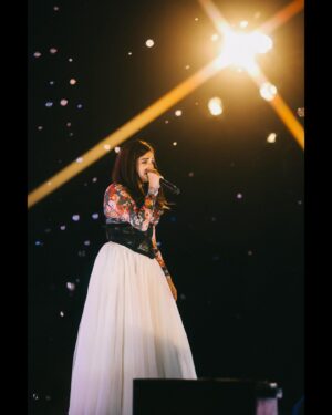 Monali Thakur Instagram - Choose your favourite..🩷🌸🧚🏻‍♀️..
.
.
#monali #monalithakur #indiadiaries #love