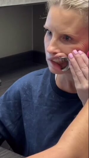 Monica Potter Instagram - I thought you might need a 🤭 When I was out of town I had to visit my Cleveland dentist…thank you Dr Steven Marsh and everyone in the office for fixing my tooth! 🦷 🙏