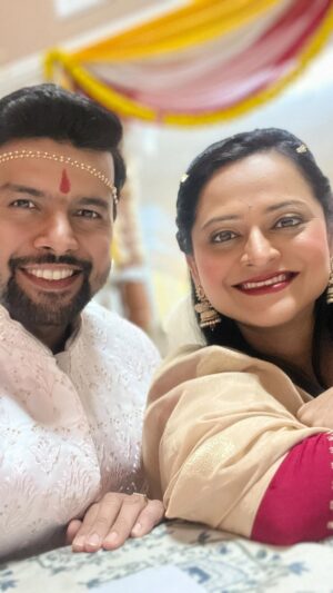 Monika Dabade Instagram - Brother Sister masti on sets