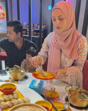 Moomal Khalid Instagram - 🥘
