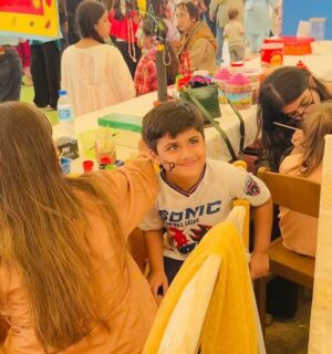 Moomal Khalid Instagram - Mela 🎪