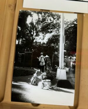 Moon Lee Instagram - 不是在運動就是在去運動的路上，很快樂！

放棄並不等同於失敗，是今日意外獲得的句子
無敵感謝這個總結！又可以開始了！