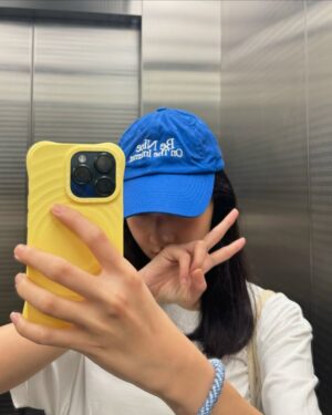 Moon Lee Instagram - 不是在運動就是在去運動的路上，很快樂！

放棄並不等同於失敗，是今日意外獲得的句子
無敵感謝這個總結！又可以開始了！