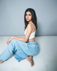 Actress Mouni Roy HD Photos and Wallpapers February 2025