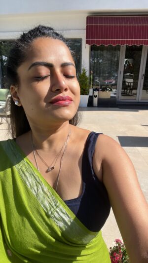 Mousumi Nayak Instagram - Sukoon 😇🥰🙏🏻
#nainital 
#neemkarolibaba