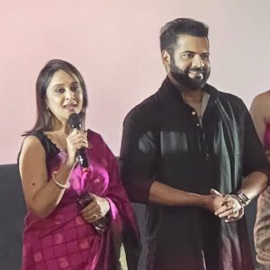 Mrinal Kulkarni Instagram - Having our sarees featured in Gulaabi is truly an honor. We're delighted to collaborate with this lovely, vibrant and fresh film!

#PrathaSarees #gulaabifilm #gulaabisarees #mrinalkulkarni #shrutimarathe #marathifilm #gulaabiincinemasnow