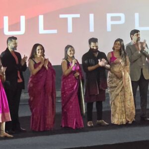 Mrinal Kulkarni Instagram - Having our sarees featured in Gulaabi is truly an honor. We're delighted to collaborate with this lovely, vibrant and fresh film!

#PrathaSarees #gulaabifilm #gulaabisarees #mrinalkulkarni #shrutimarathe #marathifilm #gulaabiincinemasnow