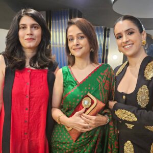 Mrinal Kulkarni Instagram - Every lady and her man must watch this film "MRS " only on Zee 5 !! 
@zee5 @sanyamalhotra_ @aarteekadav