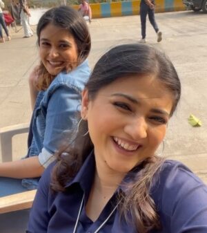 Mrunal Dusanis Instagram - Midday moments of Mohite Sisters🫶🏻
Nandini  Kavya  Aarushi

#lagnanantarhoilachprem #starpravah #mohitesisters #behindthescenes #marathiserial #marathiserialactress #instagram #marathicelebs #dnyanadaramtirthkar #mrunaldusanis #anushkapimputkar