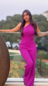 Actress Myra Sareen HD Photos and Wallpapers January 2025