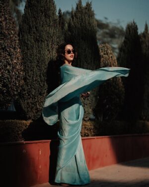 Naila Grrewal Instagram - Took my shawl off for a few minutes to take these 😅🩵✨

Wearing: @manishgharatofficial 
Styled by: @namrata.deepak_ 
Photos: @weddingflix.in