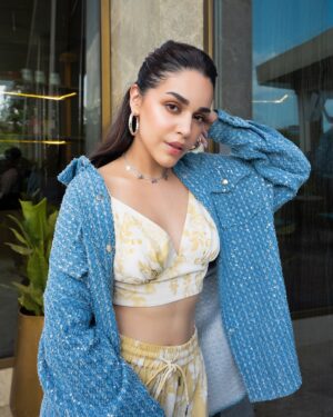 Naila Grrewal Instagram - Bolo? ✨ 

styled by: @namrata.deepak_
styling asst: @shareendeosthale 
wearing: @_otherlabel 
hmu: @danica_drego 
photography: @noblursbyshivam @dreamdraftfilms 
.
.
.
.
.
#photooftheday #photography #ishqvishkrebound #haze #ootd #caughtoffguard #rehmat #tuesday #mood #nailagrrewal