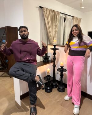 Nakshatra Murthy Instagram - Love is .. giving the last slice of pizza 🍕 when u don’t want to 😝
And yeah … I gave that slice to u @vijayviruz 🦥❤️
Love you so much Marito 
.
Happy Valentine’s Day 💘