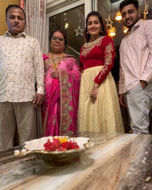 Namrata Gaikwad Instagram - #bhai #bhaubijspecial❤️ ⚛️💟