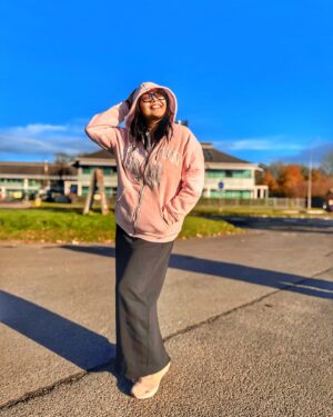 Namrata Sambherao Instagram - Wherever you go, no matter what the weather, always bring your own sunshine. ❤️
#sunshine #positive #love #usa #theowback #grattitude