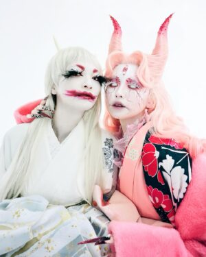 Nana Eikura Instagram - 👹SETSUBUN👹

@emisuzuki_official
@happy_takuma
@kimgyutae_official
@steph_0928_
@saki_nakashima

Photo @shmzakr
Styling @eieioieie
Kimono dresser @moppmopp8
Kimono stylist @happy_takuma
Makeup @mikijamaica
SFX makeup @asphixiophilia__ 
False eyelashes @noboruok

KIMONO @rentalkimono.sakuto
ZOURI @naito_kodori