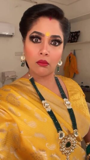 Narayani Shastri Instagram - Yeeeee Padi 👋🏼