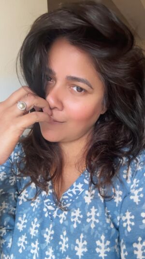 Narayani Shastri Instagram - Koi mare ya behosh ho meri bala se 😆 main to nachungi 💃🏻