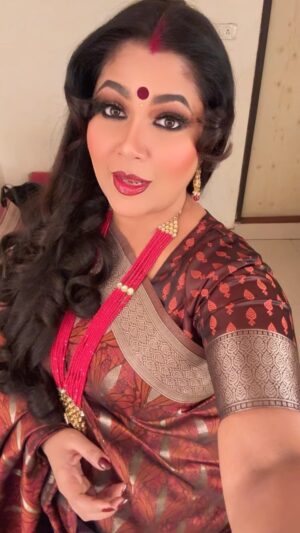 Narayani Shastri Instagram - Jo Din raat jo kaam karte hai unke liye arz kiya hai 🤌🏽