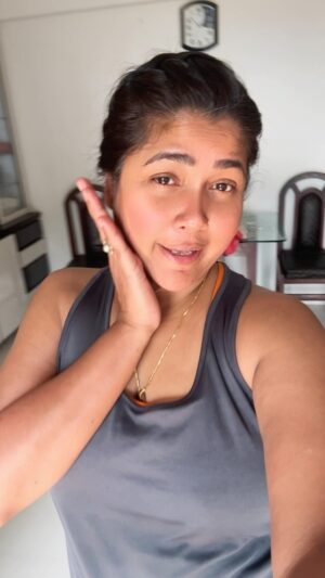 Narayani Shastri Instagram - Subah subah main to shaira ban gayi … wah wah wah 🤌🏽🤌🏽🤌🏽