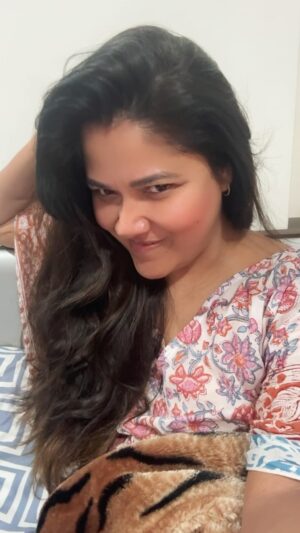 Narayani Shastri Instagram - Itni adjusting hoon main ❤️