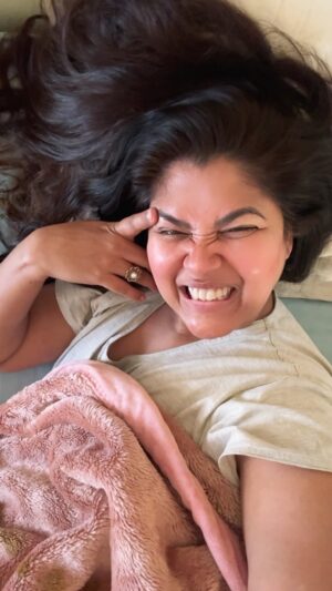 Narayani Shastri Instagram - Koi ilaaj hai ? 😜😆🤕