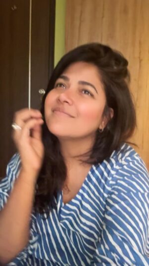Narayani Shastri Instagram - Main bahut khush hoon 😨🫥🤭🫣🥴