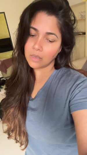 Narayani Shastri Instagram - Sorry main tumhe andhere main nahi rakhna chahti thi…