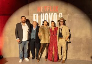 Natalia Tena Instagram - Que noche tan increíble en @bculinary celebrando el estreno de @elhoyolapelicula @netflixes en el festival @sansebastianfes. Comí como una reina y baile como una loca. Gracias por invítanos, quiero volver todos los años!
Pelo: @mirentxu_li 
Maquillaje: @davidbeauty_ 
Vestido: @amaialbes
Y gracias a @belen_fabra por darme los botas ultima hora!