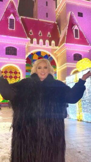 Nataliya Gulkina Instagram - 25 декабря встречаемся в клубе 19/30  @1930moscow на новогодней дискотеке в стиле мираж 
Там будет много сюрпризов и любимых песен, потанцуем и зарядимся отличным настроением 
в преддверии Нового Года!!!
Ждем вас!!!! До встречи!!!!🫶🏼❤️🎉🎉🎉🎉🎉🎉🎉🎉🎉🎉🎉🎉🎉🎉