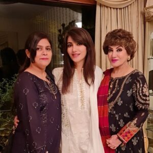 Naveen Waqar Instagram - Mom's are the only superheroes we need. To the wonderwoman in my life. I love you maa.
.
.
.
#happymothersday