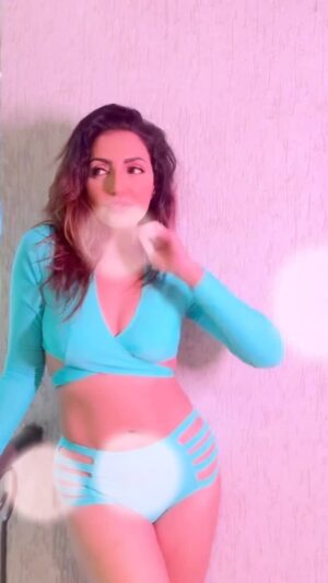 Navina Bole Instagram - One from the drafts! #sunday #mermaidvibes 🩵🧜‍♀️👙

Bikini : @angelcroshet_swimwear 
Styling : @style_deintrepide 
Hair and Mua : @krupall_gami 

#reels #new #newreels #instareels #instagram #instagood #reelitfeelit #reelinstagram #messyhairdontcare #bikini #vacayvibes #pinkstilettos #aqua #swag #commercialphotography #mood #vibe #comfortableinmyskin #sundayfunday #loveandlight