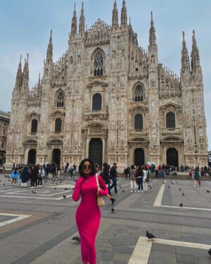 Navpreet Banga Instagram - Andrà tutto bene… 🇮🇹 🕊️🕊️ 

{ everything will be fine } 

#italytravels #travel #italy #cityoflove ❤️💜💗💖🇮🇹💕🥰 @coach
