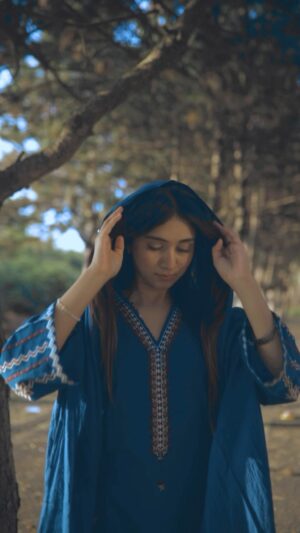 Neeha Riyaz Instagram - Kaisi lag rahi hun…💙🥀✨ 

🎥 : @jithinmajeed 
Wearing : @moggie_attires 

#reels #london #contentcreator #ukfashion #fashionstyle #salwarsuits #pakisthanisuits 
#DesiVibes
#SalwarKameez
#TraditionalWear
#PeeLoo
#EthnicFashion
#DesiStyle
#InstaFashion
#DesiDiaries
#BollywoodVibes
#CulturalFashion
#FashionInspiration
#DesiGirl