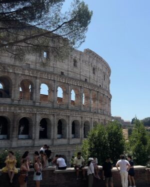 Neeha Riyaz Instagram - Yes,  Romeo has taken me to Rome already🇮🇹🤌 

📍 : Italy, Rome Colosseum

#italy #italy🇮🇹 #rome #colosseum #travelblogger #explore