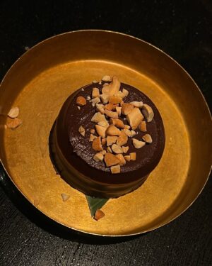 Neeha Riyaz Instagram - “I had a fine dining experience at  @hopperslondon. A must-have Sri Lankan 🇱🇰South Asian food. I must say it was the best food I’ve had so far. I tried their tasting menu with both non-veg and veg options.”

#london #foodporn #contentcreator #foodreview #uk #hopperslondon #ukfood #londonfoodblogger #foodexplorer #explore