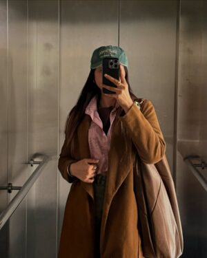 Neeha Riyaz Instagram - Cold days <3 #fits 

#winterstyle #outfitoftheday #fits #fitstagram #streetstyle #fashion #coat #london #fashionstyle