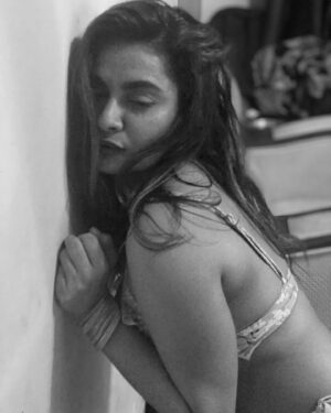 Neelam Bhanushali Instagram - #photo #photographylovers #photooftheday #loveyourself #lifestyle #life #model #modeling #followforfollowback #likesforlike #instagood #instafood #tweegram #bikinilovers #bikinipageant