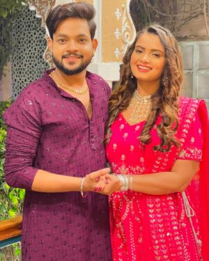 Neelam Giri Instagram - Coming with Beautiful Songs 💞💞

Shoot complete ✅🤘❤️🙏🔥🔥ARADDHYA MUSIC ZONE (अभी पूरा भोजपुरी हिली बाबू) 🔥👑👑🔥🔥🔥
Company level @araddhya_musiczone 
STAR caste @ankush_raja_official ❤️🔥
Featuring @neelamgiri_ ❤️🔥
Writer Boss rampuri @princepriyedarsi
Producer @mukeshkumar07121988 ❤️🙏
Video @paradiseproduction23 🙏❤️
Project head @princepriyedarsi 
Project manager @music_director_guddu_katie 
Digital partner @gmjbhojpuri 
Digital owner @rajkumar.rn85 

#bhojpuri #song #virol #2025
#newpost #newyear #newdelhi 
#foryou
https://www.instagram.com/p/DEEVJt_NQkM/?img_index=2&igsh=MWJuY242dnVieGpndA==