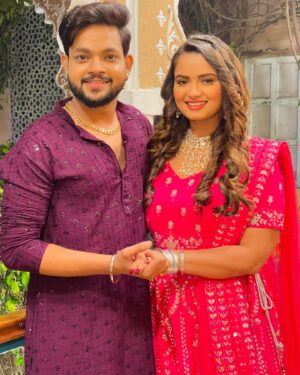 Neelam Giri Instagram - Coming with Beautiful Songs 💞💞

Shoot complete ✅🤘❤️🙏🔥🔥ARADDHYA MUSIC ZONE (अभी पूरा भोजपुरी हिली बाबू) 🔥👑👑🔥🔥🔥
Company level @araddhya_musiczone 
STAR caste @ankush_raja_official ❤️🔥
Featuring @neelamgiri_ ❤️🔥
Writer Boss rampuri @princepriyedarsi
Producer @mukeshkumar07121988 ❤️🙏
Video @paradiseproduction23 🙏❤️
Project head @princepriyedarsi 
Project manager @music_director_guddu_katie 
Digital partner @gmjbhojpuri 
Digital owner @rajkumar.rn85 

#bhojpuri #song #virol #2025
#newpost #newyear #newdelhi 
#foryou
https://www.instagram.com/p/DEEVJt_NQkM/?img_index=2&igsh=MWJuY242dnVieGpndA==