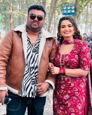 Neelam Giri Instagram - New Movie 🎥 🪇🎺🥁shoot started ,feeling Glad and blessed 😍Thank you to @khesari_yadav Sir 🙏🏻 for this beautiful Movie and Also to the Entire Team❤️🙏🏻
@parag.patil.style.cinemaa Sir Manoj Narayan Sir @awdheshmishraofficial Sir @maheshacharya0123 @rakeshrprince indrajeet skumar